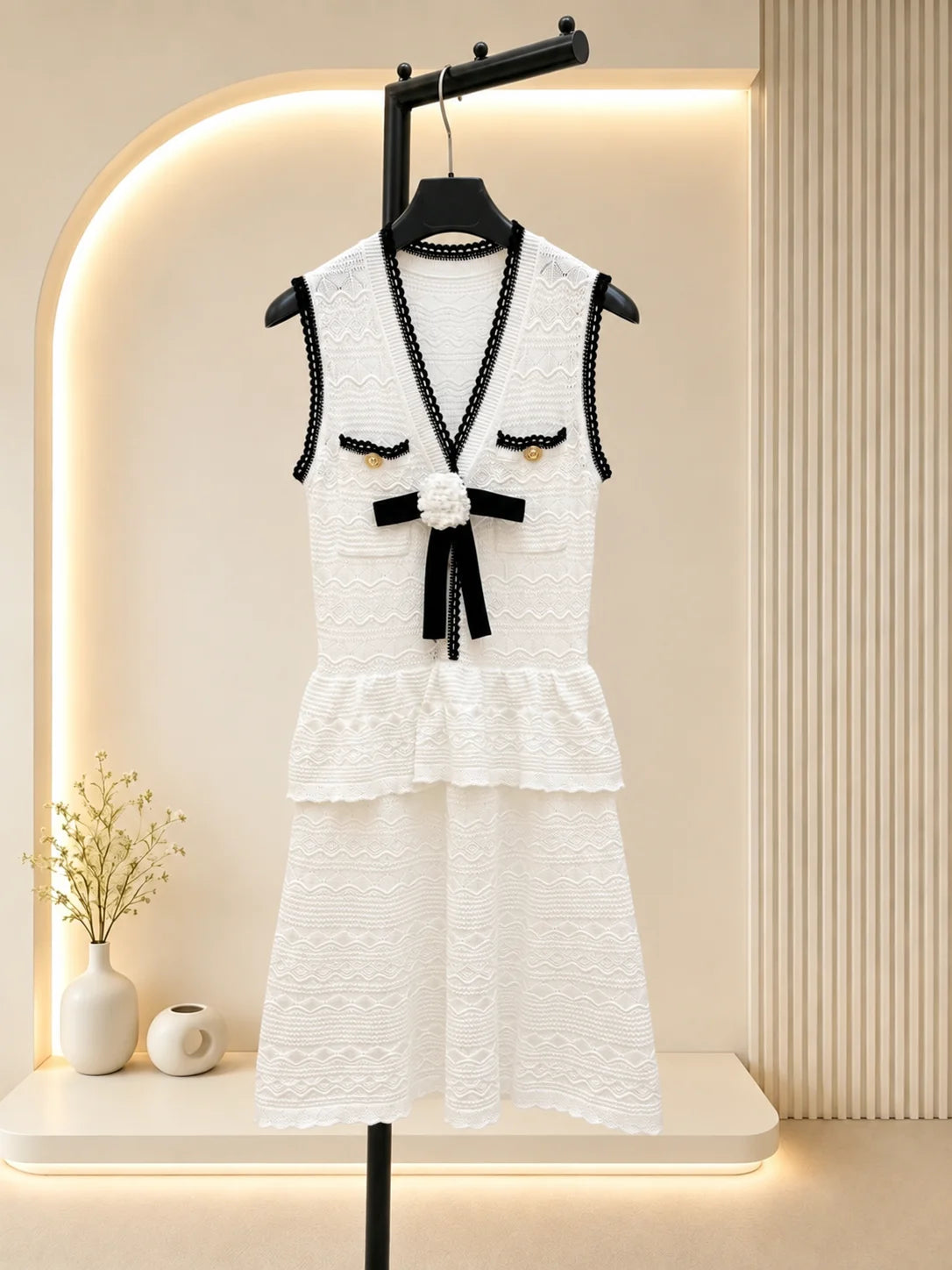 2026 Women Dress Sleeveless Contrast Trim V Neck Wavy Hollow Knit Handcrafted Rosette Bow Tiered Ruffle Mini Outfit
