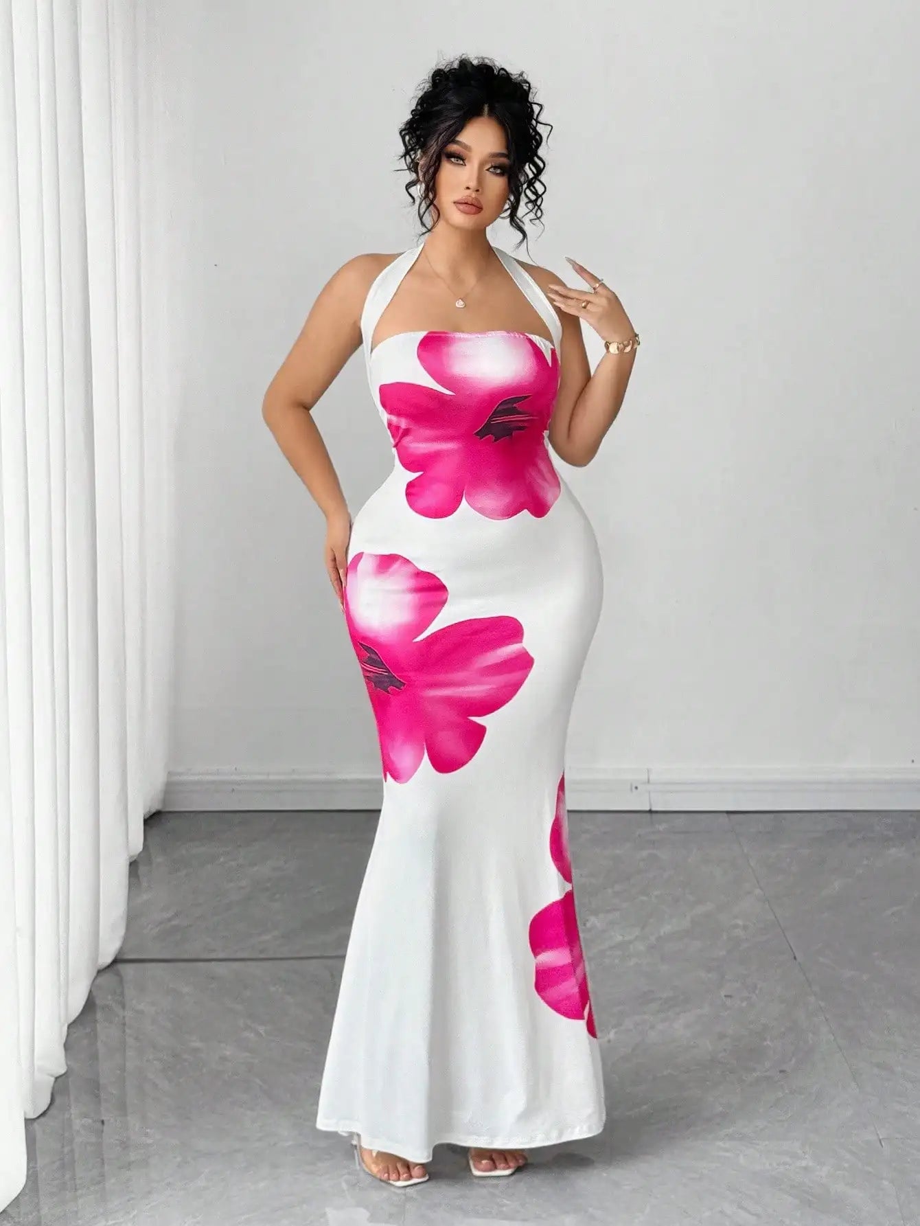 Plus Size Maxi Dress With Floral Print Halter Neck