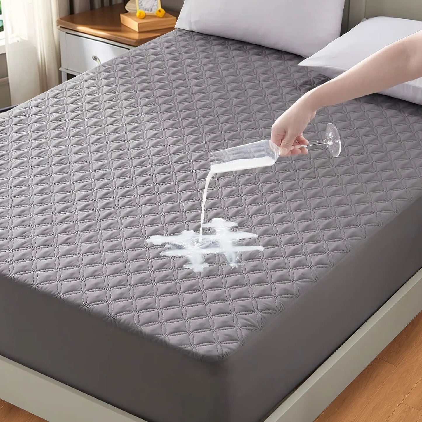 Waterproof Mattress Protector With Deep Pocket Noiseless Washable