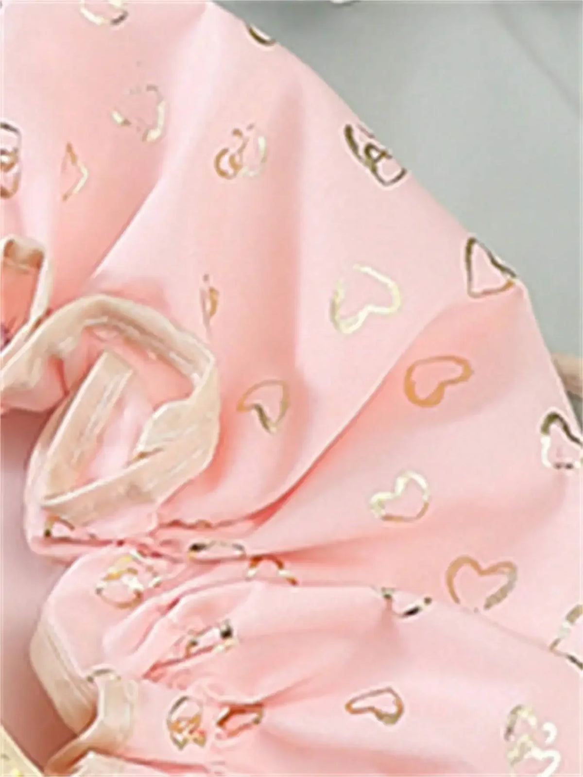 2026 2-Layer Waterproof Shower Cap, Fashionable Foil Heart Print